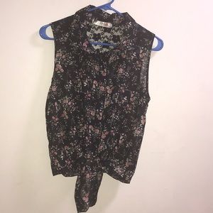 Tie front sleeveless top with floral pattern!
